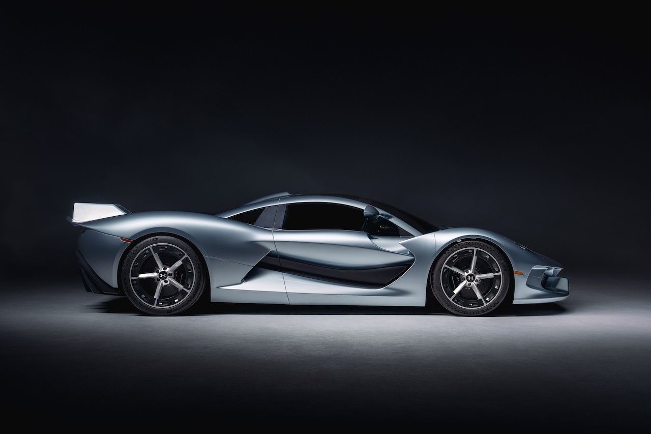 Hennessey-Blackbird-06
